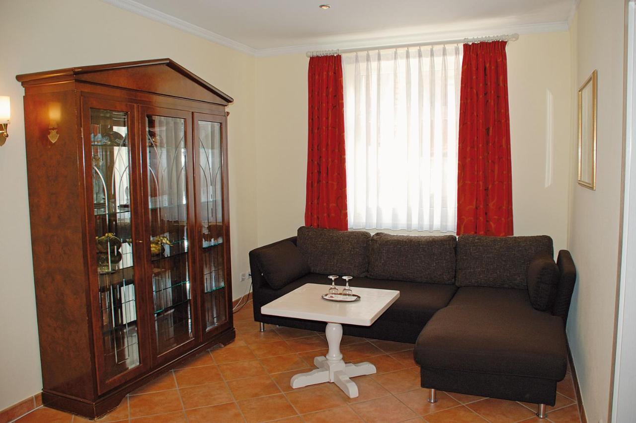 Seehotel Zur Muenz Meersburg Zewnętrze zdjęcie