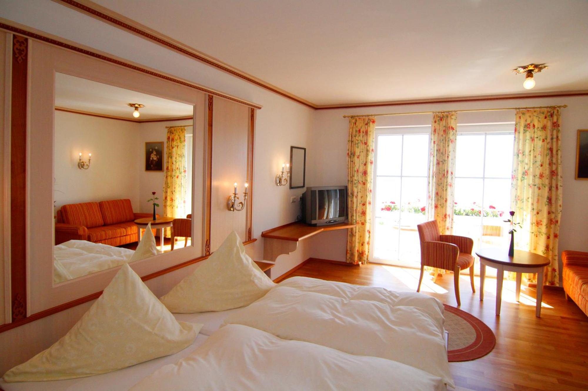 Seehotel Zur Muenz Meersburg Zewnętrze zdjęcie
